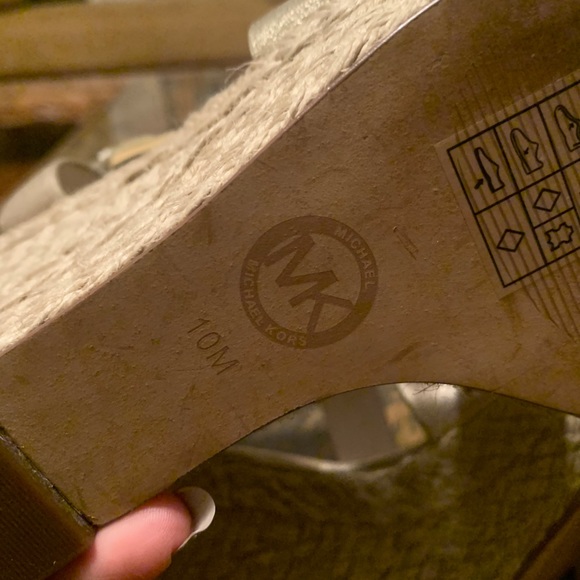 Michael Kors Gold Strappy Wedge Espadrille Size 10 - Picture 5 of 5